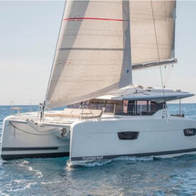 Fountaine Pajot Astréa 42