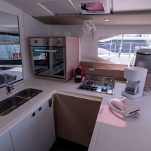 Fountaine Pajot Astréa 42