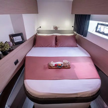 Fountaine Pajot Astréa 42