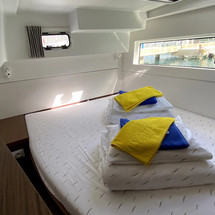 Lagoon 40
