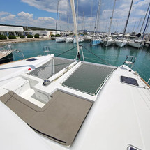 Lagoon 450 F
