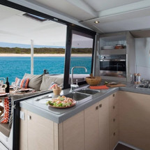 Fountaine Pajot Lucia 40