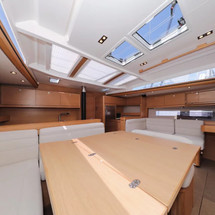 Dufour 560