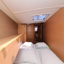 Dufour 560