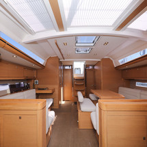 Dufour 560