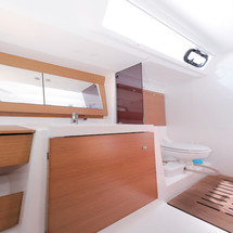 Dufour 560