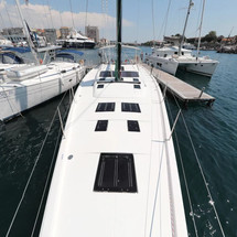 Dufour 560