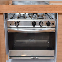 Dufour 560
