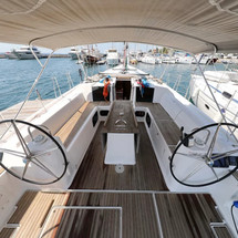 Dufour 560