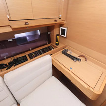 Dufour 560