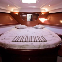 Beneteau Antares 36