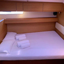 Jeanneau 57