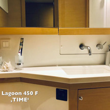 Lagoon 450 F