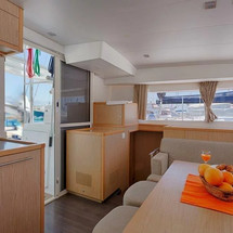 Lagoon 400 S2