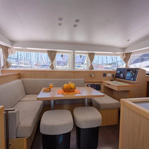 Lagoon 400 S2
