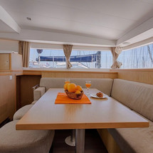 Lagoon 400 S2