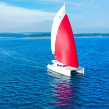 Lagoon 450 F