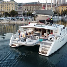 Lagoon 450 F