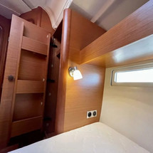 Dufour 460