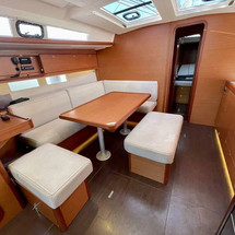 Dufour 460