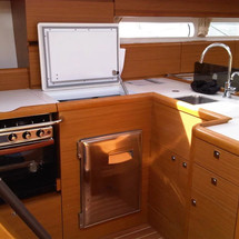 Jeanneau 53