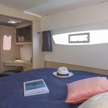 Fountaine Pajot Astréa 42