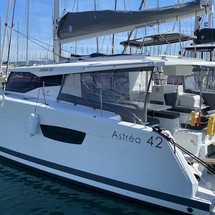 Fountaine Pajot Astréa 42