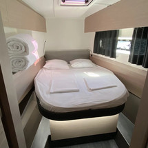 Fountaine Pajot Astréa 42