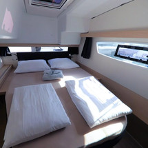Fountaine Pajot Lucia 40