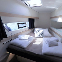 Fountaine Pajot Lucia 40