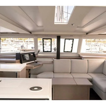 Fountaine Pajot Astréa 42