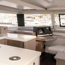 Fountaine Pajot Astréa 42
