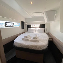 Fountaine Pajot Astréa 42