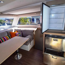 Fountaine Pajot Lucia 40