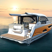 Sealine C390