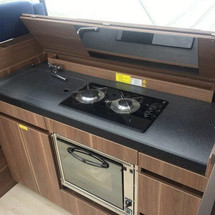 Sealine C390