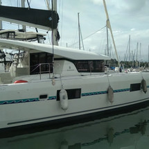 Lagoon 42