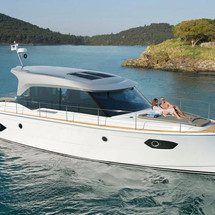 Bavaria E40 Fly