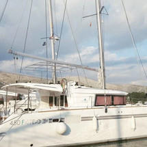 Lagoon 450 F
