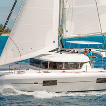 Lagoon 42