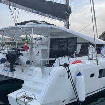 Lagoon 42