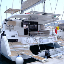 Lagoon 42