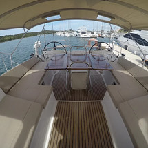 Jeanneau 57