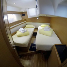 Jeanneau 57