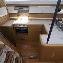 Jeanneau 57