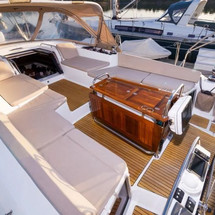 Jeanneau 57