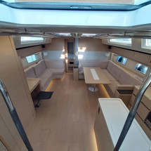 Hanse 548