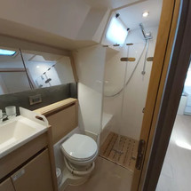 Hanse 548