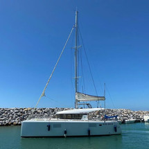 Lagoon 39