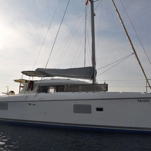 Lagoon 421